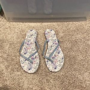 New LC Lauren Conrad Sandals